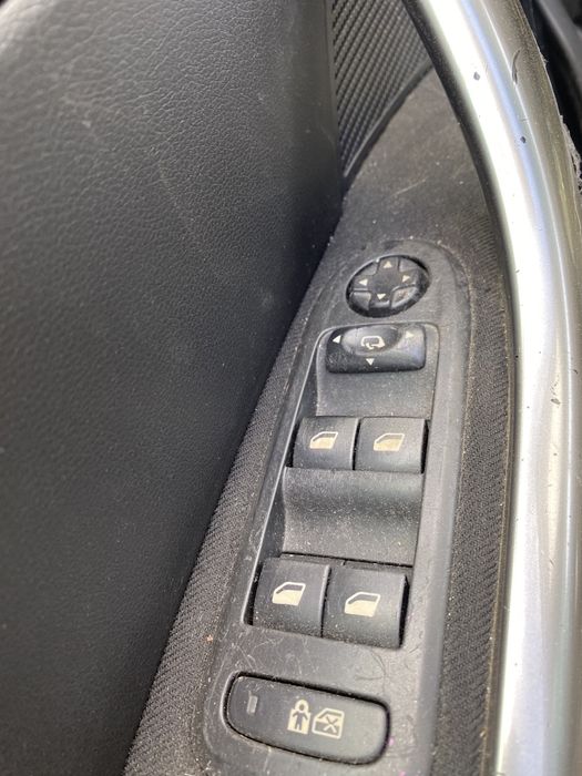 Oglindă stânga electrică cu rabatare Peugeot 308  2012