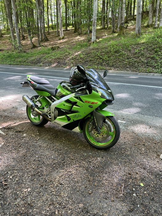 Vand motocicleta stare perfecta de functionare