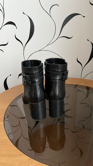 Продам осенние сапоги