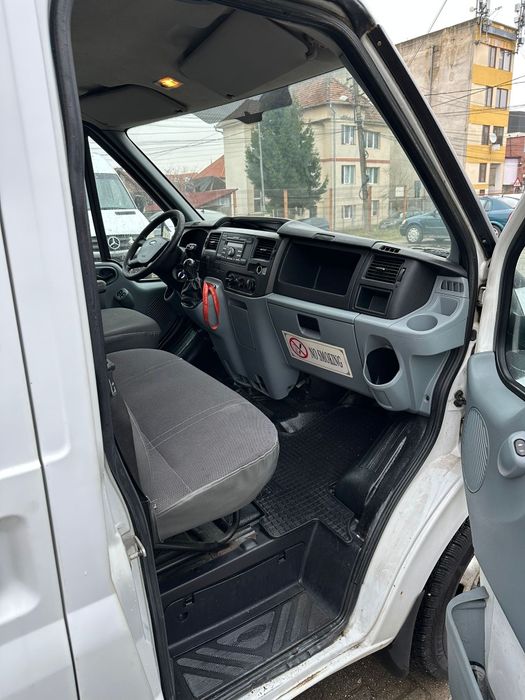 FORD TRANSIT an fabricație 2007, 2400cc