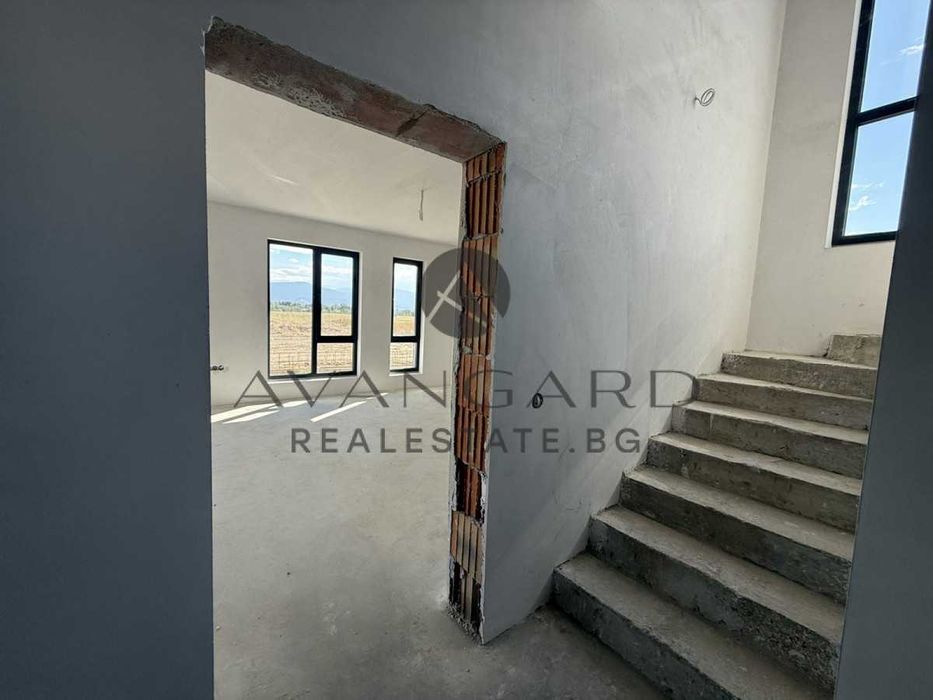 Продава се Къща в Пловдив, Кършияка - 200 кв.м за 1800 €/кв.м - Снимка #6