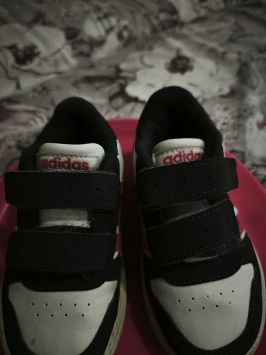 Детски маратонки адидадас