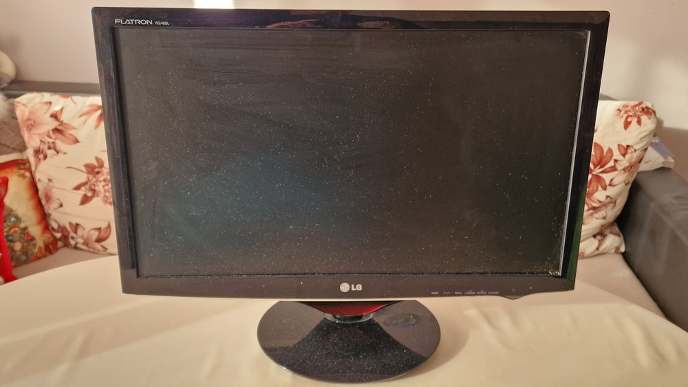 Монитор Lg 24 инча