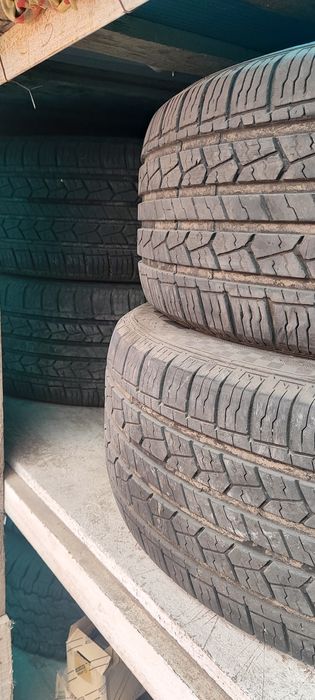Летний шины 18/265/60 в комплекте