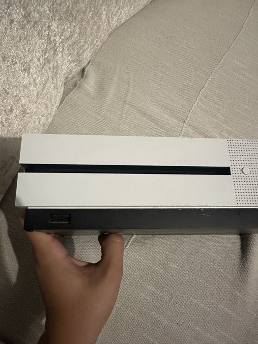 Xbox one s 1 TB