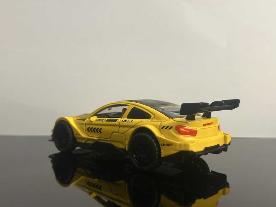 Компрект от 4 колекционерски колички