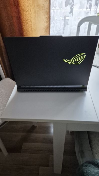 Laptop Gaming Asus ROG Strix G16 G614FR