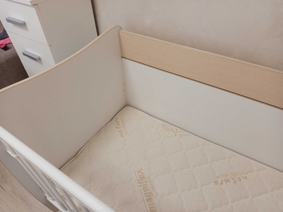 Бебешко легло в добро състояние