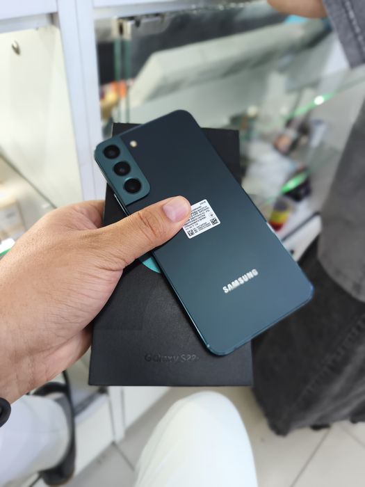 Samsung S22 plus 5G 8/256