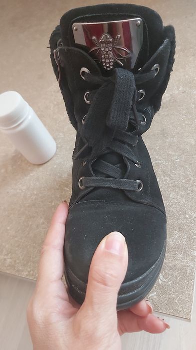 Продам обувь для девочки