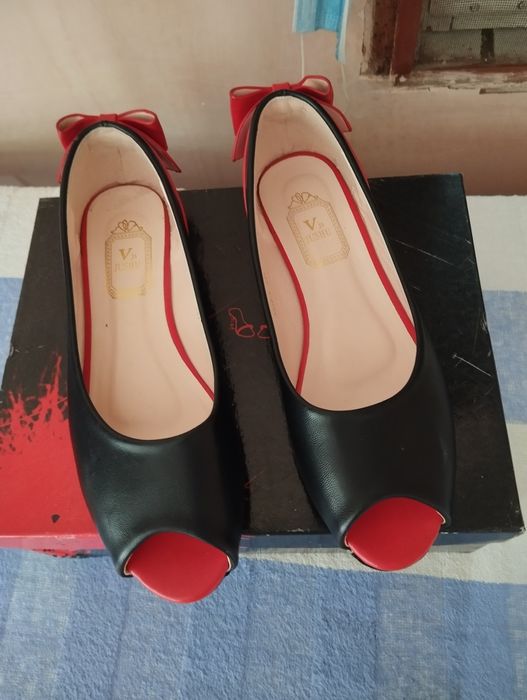 Женские туфельки новые