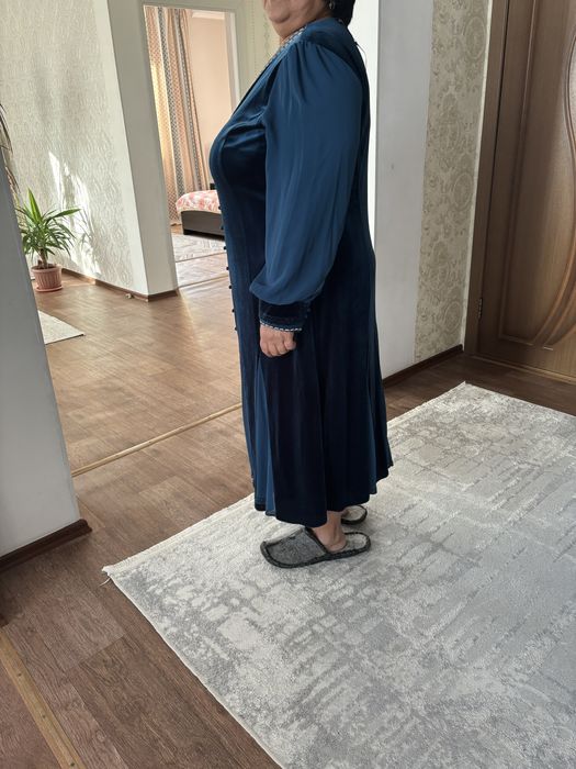 Продам платье новое