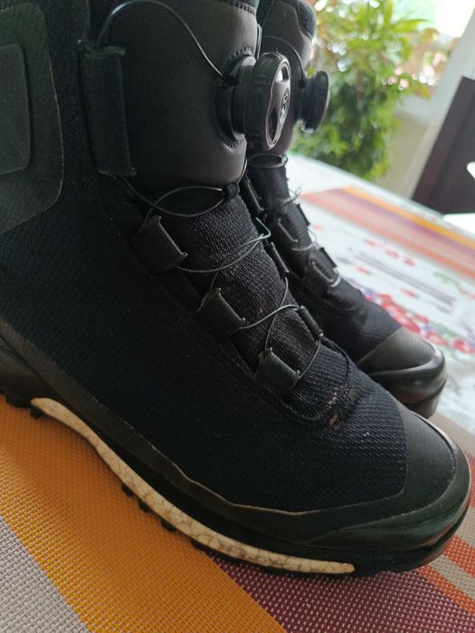 Зимни обувки adidas Terex