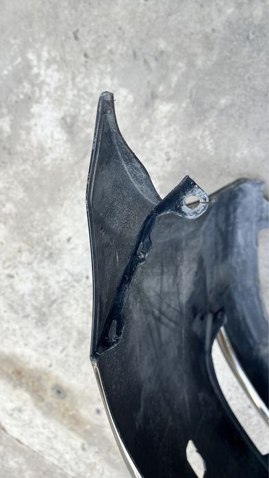 Бампер передний Lexus gs