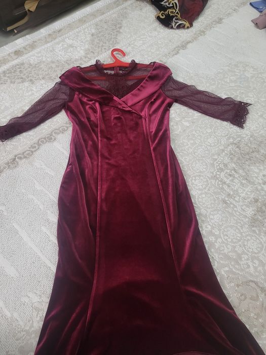 Платье бархатный размер 48-50