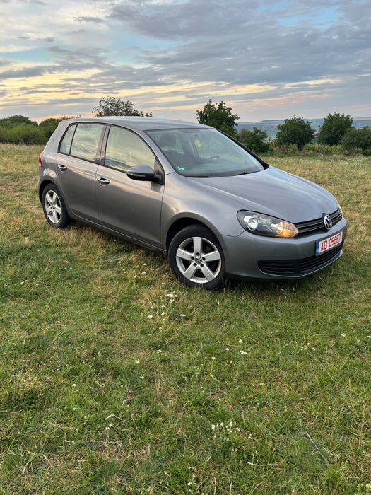 VOLKSWAGEN Golf 2010 — imagine 2