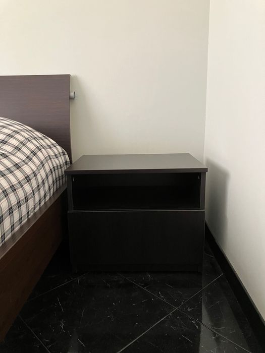 Спалня с нощни шкафчета