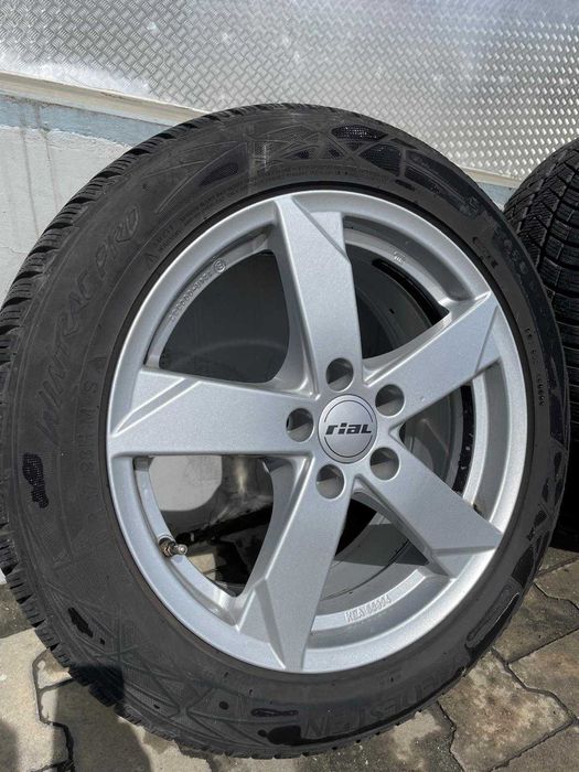 Губи Vredestein Winter Wintrac Pro 2023 и Джанти Rial 17