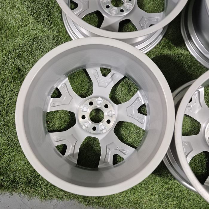 Jante Noi  Audi A1 R 17 5x100