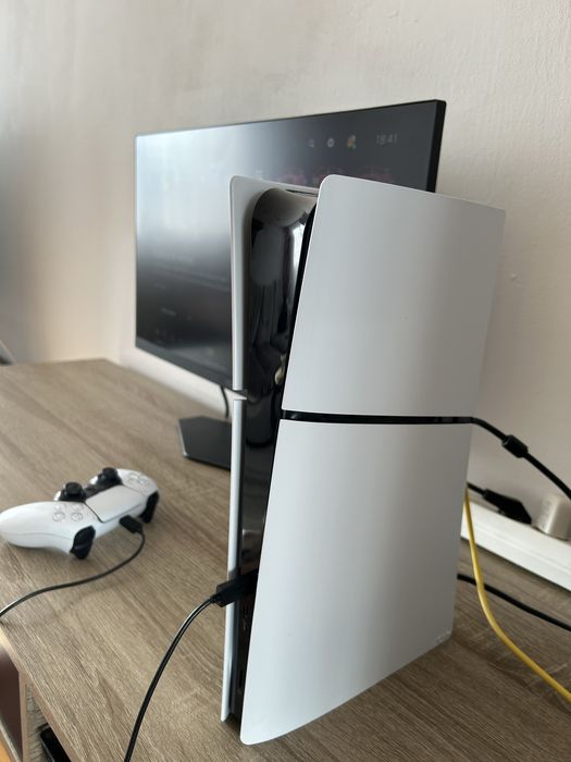 PlayStation 5 Digital Edition (PS5) Slim, 1TB SSD, D-Chassis
