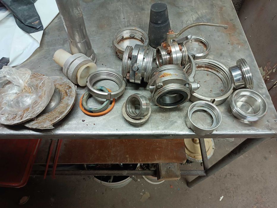 Вакум помпа за течности и части //////