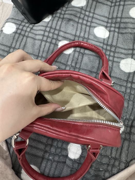 продам 2 сумки маленькие