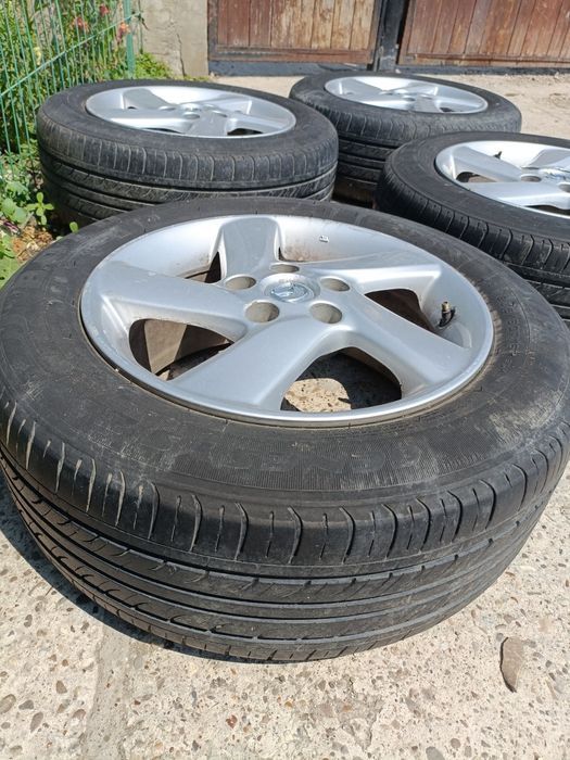 Jante aliaj Mazda R16 și cauciucuri vara