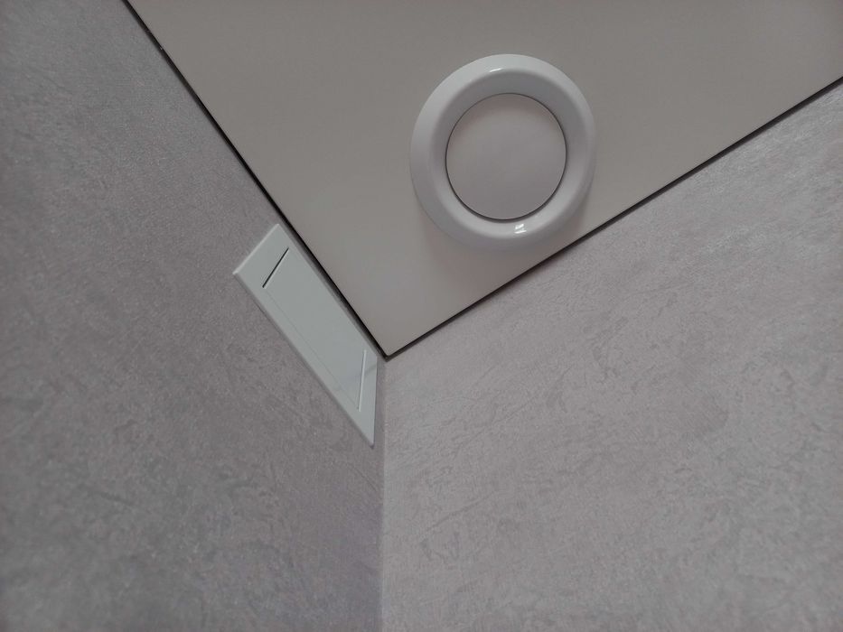 Натяжные потолки по 1300