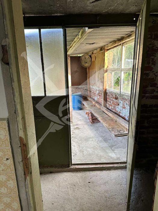 Продава се Къща в Айтос - 300 кв.м за 109 €/кв.м - Снимка #3