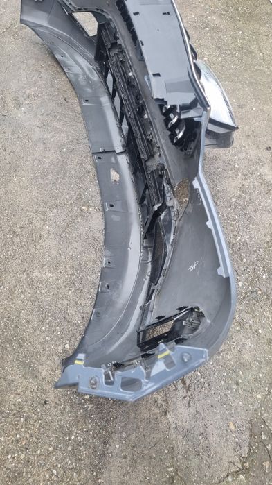 Bara,far bmw x1 u11.