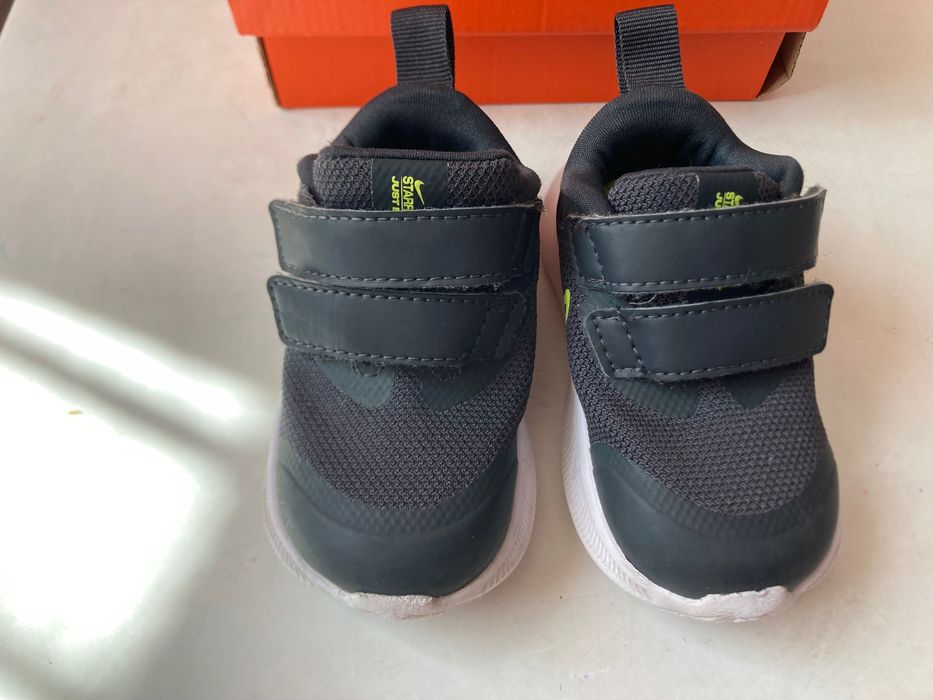 Детски обувки Nike, размер 19,5