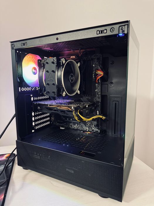 Vand PC Gaminng  I5-10400F / RX 580 256-bit