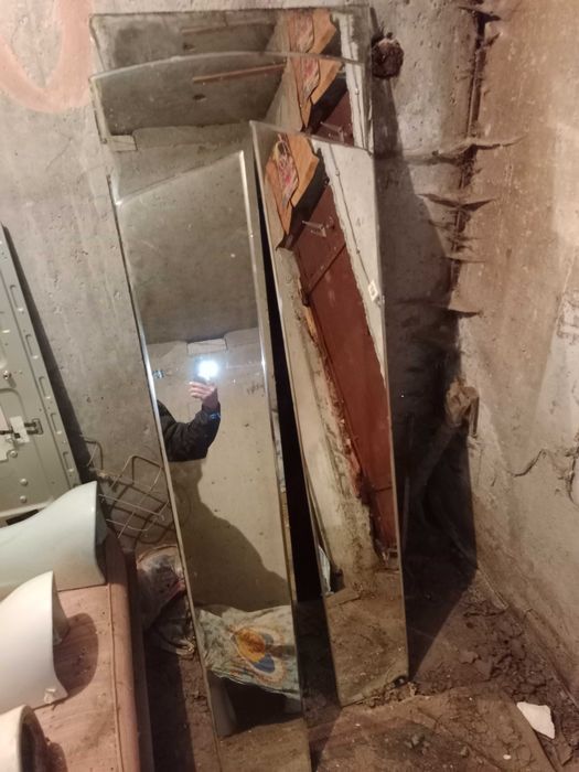 Продам зеркала разные адрес 6 мкр(кунаева)