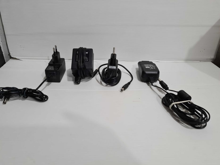 Alimentatoare adaptoare diverse tipuri