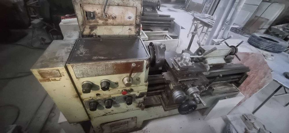 Токарный станок, Tokarnoy stanok.