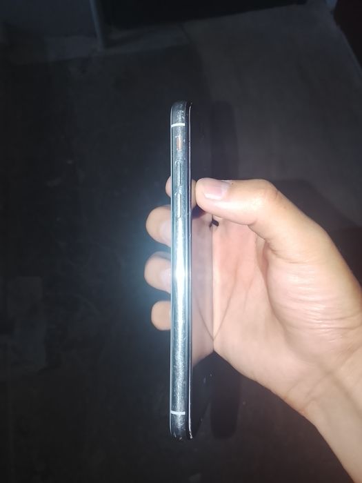 Продаются iPhone X
