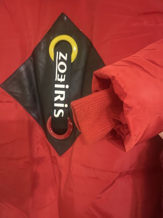 Ярко Червено дълго яке