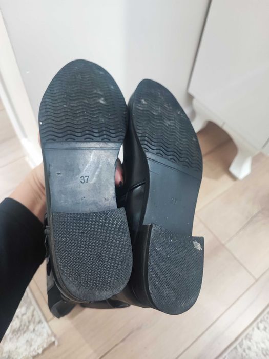 Дамски зимни ботуши