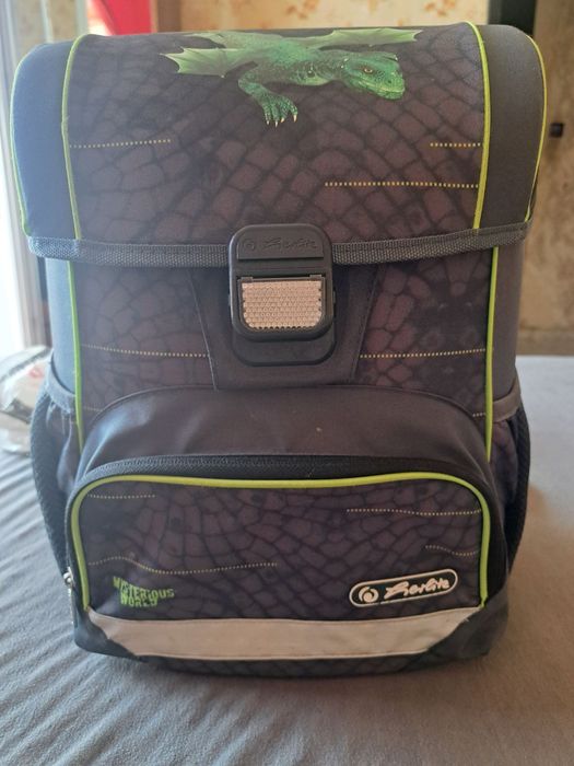 Детска раница ползвана