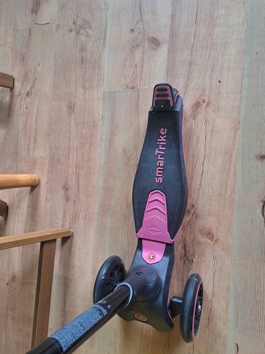 Уникална Тротинетка сгъваема светещи колела Smart Trike