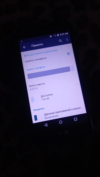 Продам телефон Лж