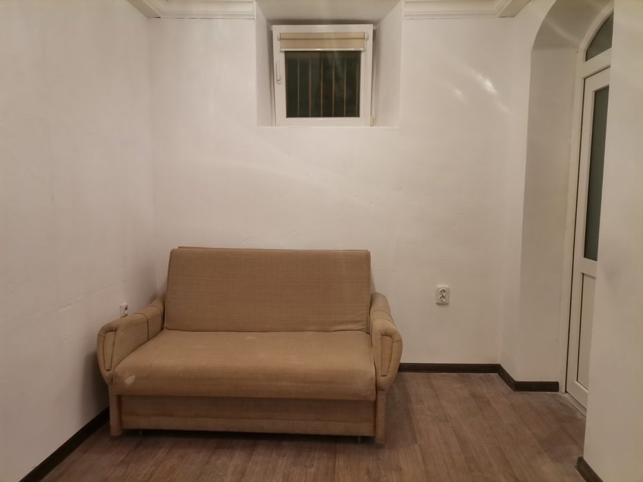 Дава се под наем Двустаен апартамент в Варна, Гръцка махала - 30 кв.м за 357 € - Снимка #11