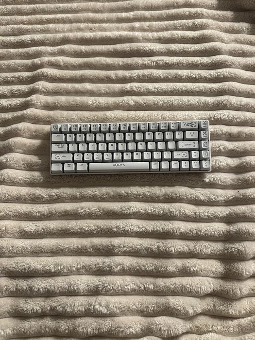 Tastatura AQIRYS