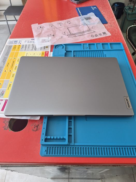 Новый ноутбук Lenovo