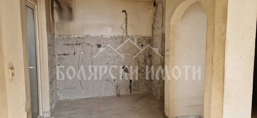 Продава се Тристаен апартамент в Велико Търново, Колю Фичето - 81 кв.м за 1407 €/кв.м - Снимка #6