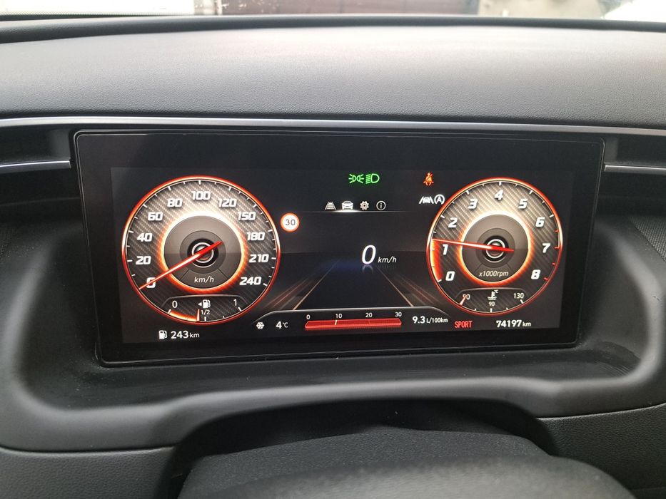 Vand Hyundai Tucson in garantie