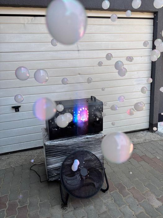 Masina de baloane cu fum / 4 iesiri / 3000w Flight case