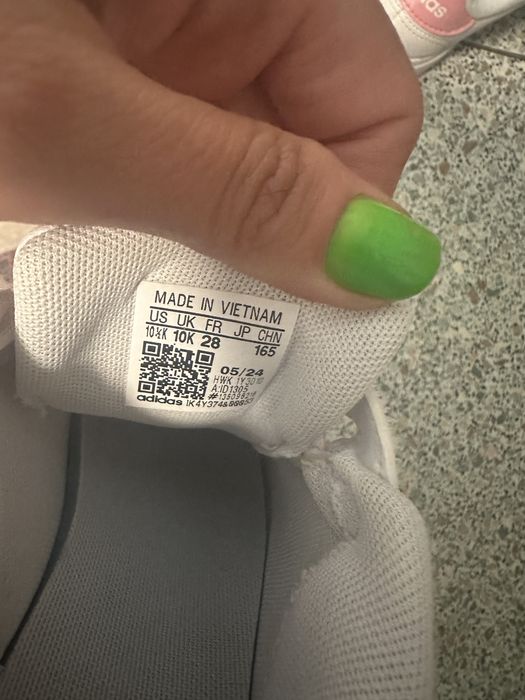 Adidasi adidas marime 28