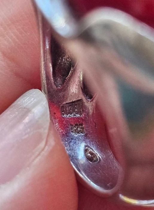 Масивен сребърен пръстен с Карнеол