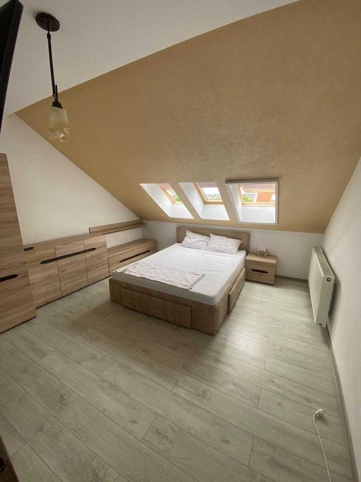 Apartament 3 camere semicentral